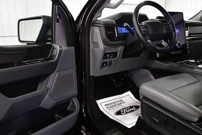 2025 Ford F-150 Lightning Flash 5-1/2' Box