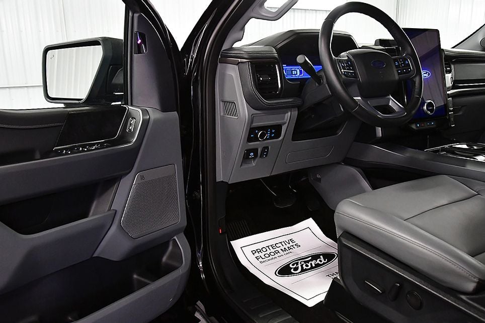 2025 Ford F-150 Lightning Flash 5-1/2' Box