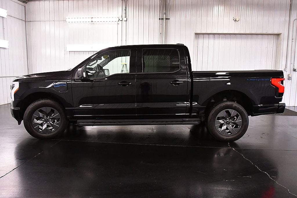 2025 Ford F-150 Lightning Flash 5-1/2' Box