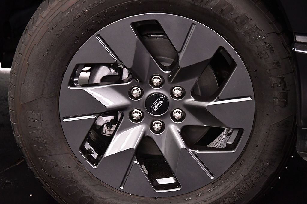 2025 Ford F-150 Lightning Flash 5-1/2' Box