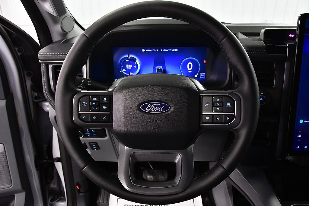 2025 Ford F-150 Lightning Flash 5-1/2' Box