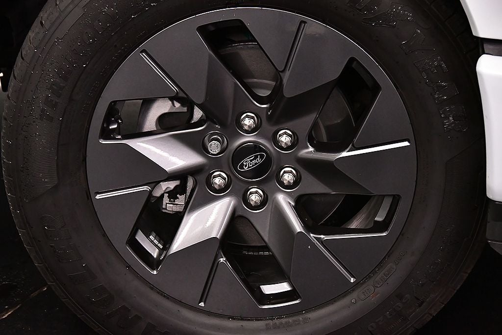 2025 Ford F-150 Lightning Flash 5-1/2' Box