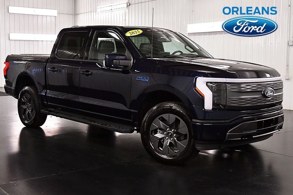 2025 Ford F-150 Lightning Lariat 5-1/2' Box