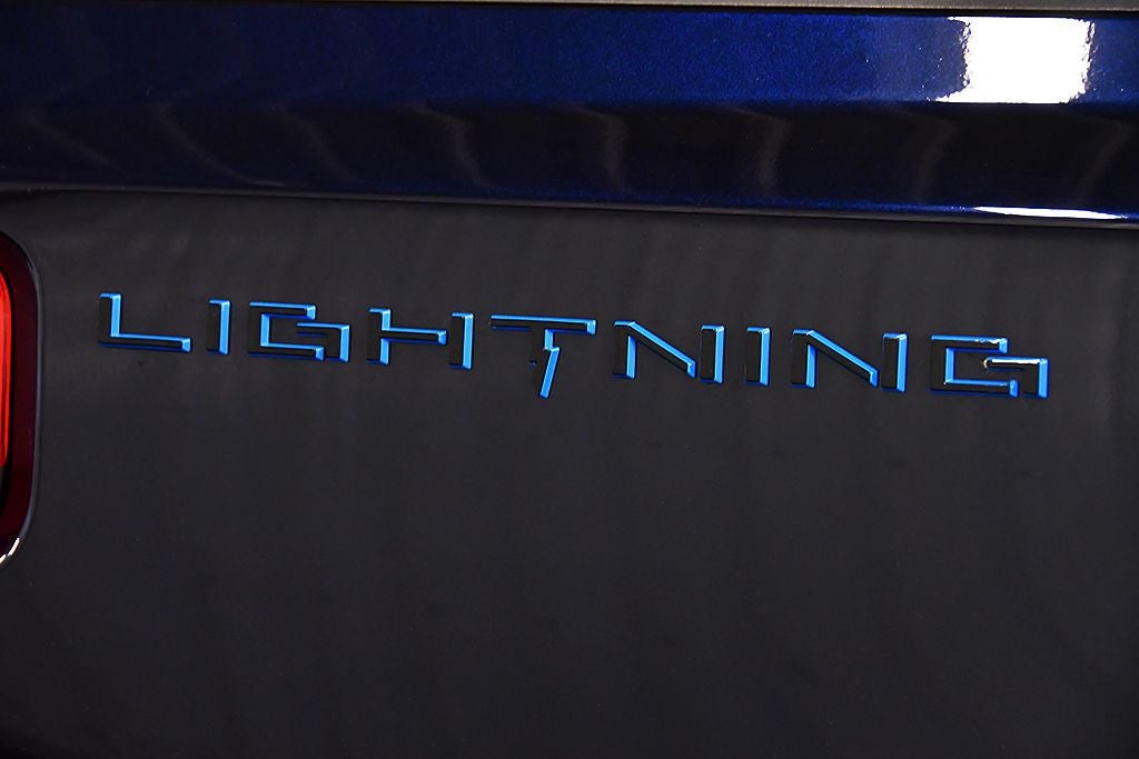 2025 Ford F-150 Lightning Lariat 5-1/2' Box