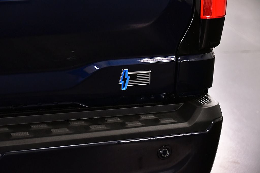 2025 Ford F-150 Lightning Lariat 5-1/2' Box