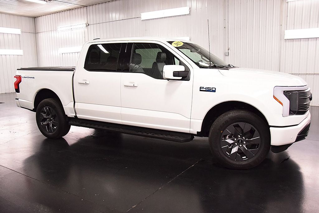2025 Ford F-150 Lightning Lariat 5-1/2' Box