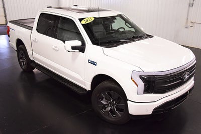 2025 Ford F-150 Lightning Lariat 5-1/2' Box