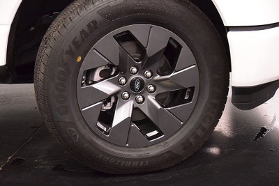 2025 Ford F-150 Lightning Lariat 5-1/2' Box