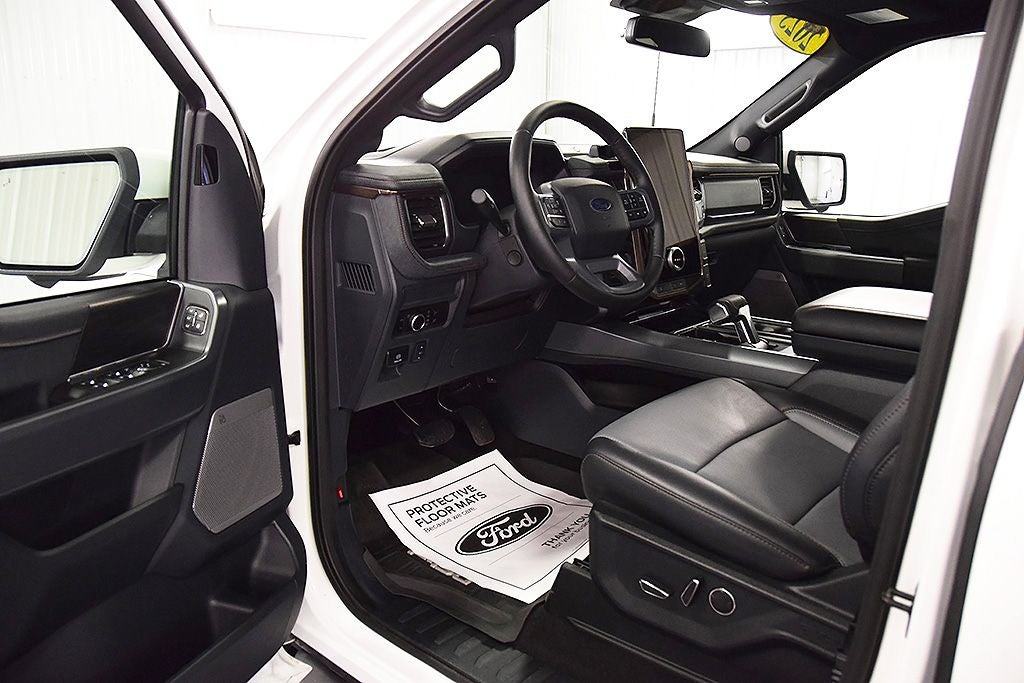 2025 Ford F-150 Lightning Lariat 5-1/2' Box