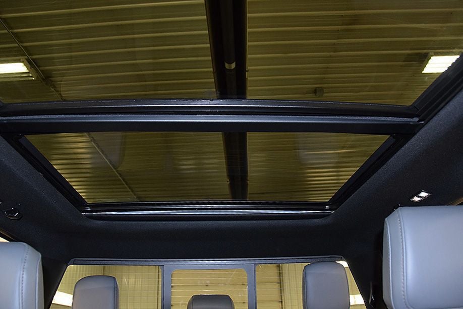 2025 Ford F-150 Lightning Lariat 5-1/2' Box