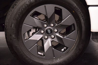2025 Ford F-150 Lightning Lariat 5-1/2' Box