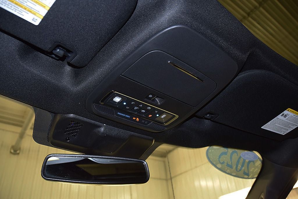 2025 Ford F-150 Lightning Lariat 5-1/2' Box