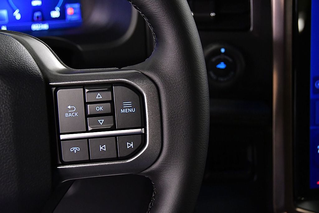 2025 Ford F-150 Lightning Lariat 5-1/2' Box