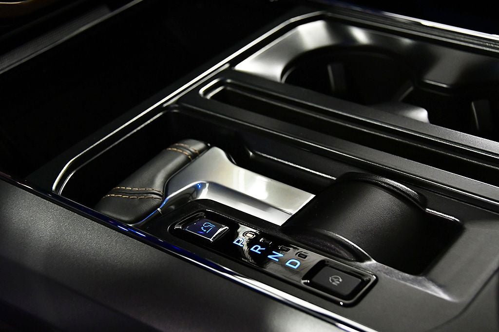 2025 Ford F-150 Lightning Lariat 5-1/2' Box