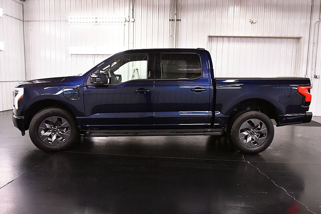 2025 Ford F-150 Lightning Lariat 5-1/2' Box