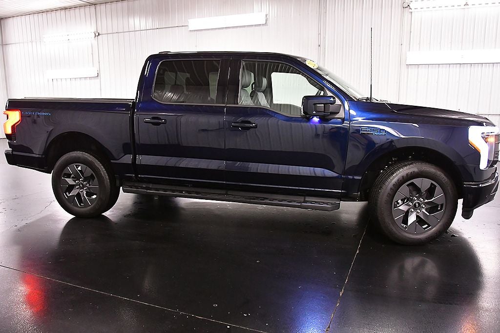 2025 Ford F-150 Lightning Lariat 5-1/2' Box