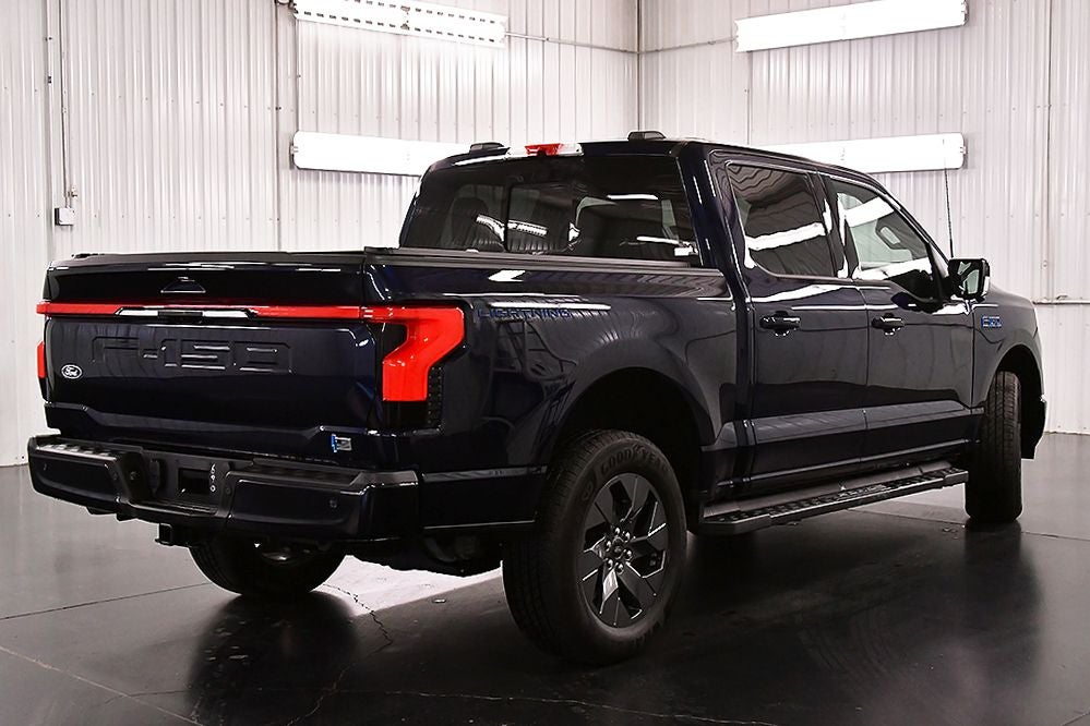 2025 Ford F-150 Lightning Lariat 5-1/2' Box