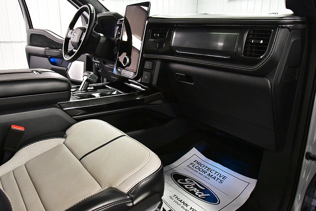 2024 Ford F-150 Lightning Platinum 5-1/2' Box