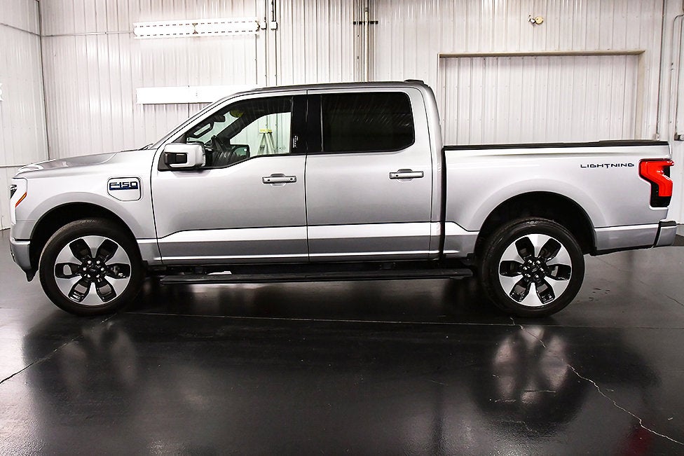 2024 Ford F-150 Lightning Platinum 5-1/2' Box