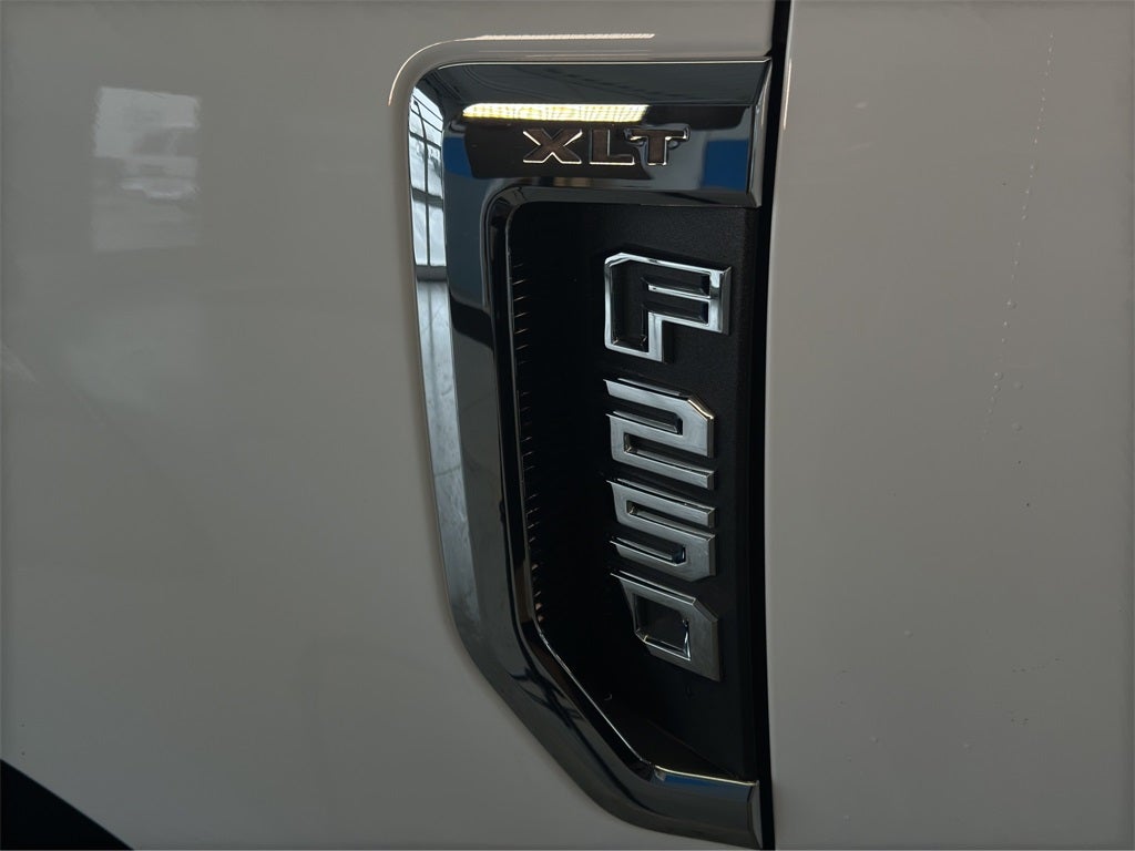 2022 Ford F-250SD XLT 6-3/4' Box