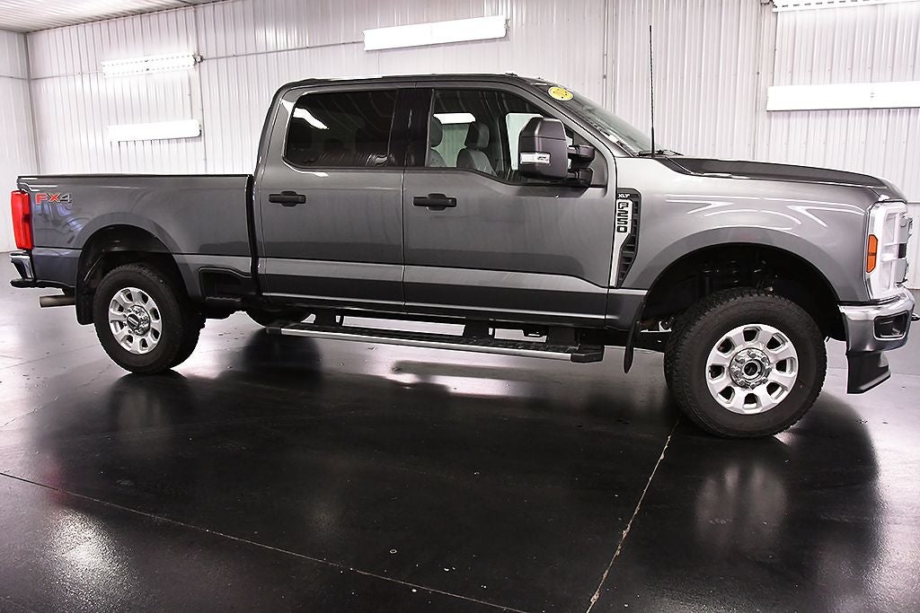 2024 Ford F-250SD XLT 6-3/4' Box