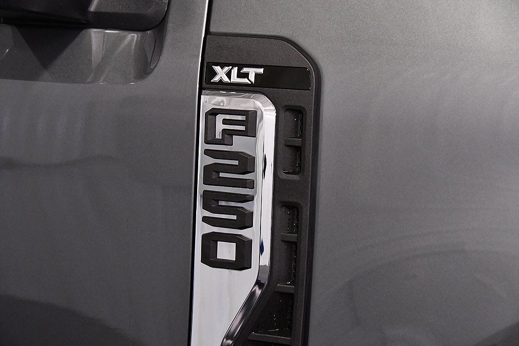 2026 Ford F-250SD XLT 6-3/4' Box