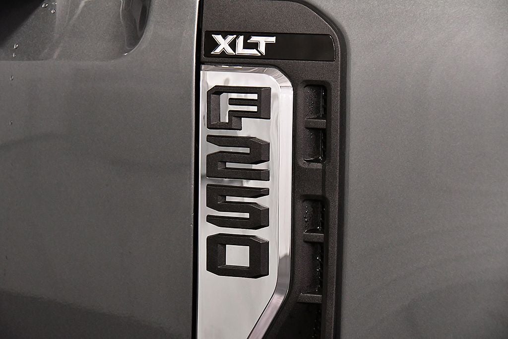 2026 Ford F-250SD XLT 6-3/4' Box