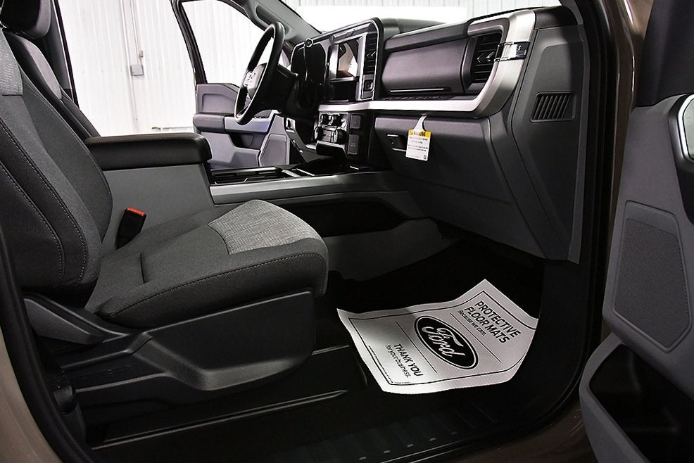 2026 Ford F-250SD XLT 8' Box