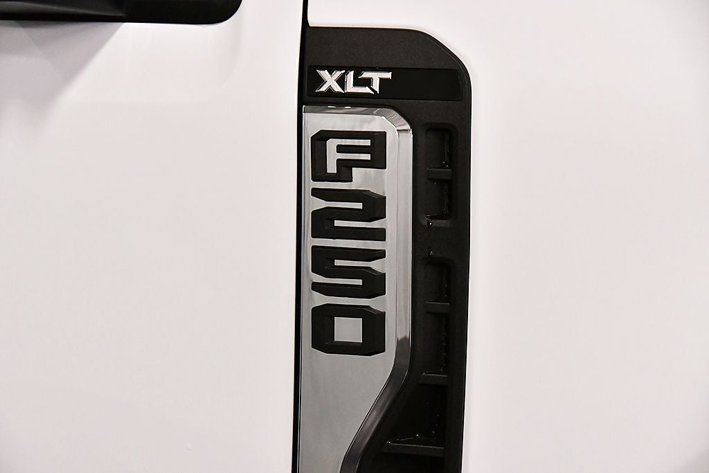 2026 Ford F-250SD XLT 6-3/4' Box