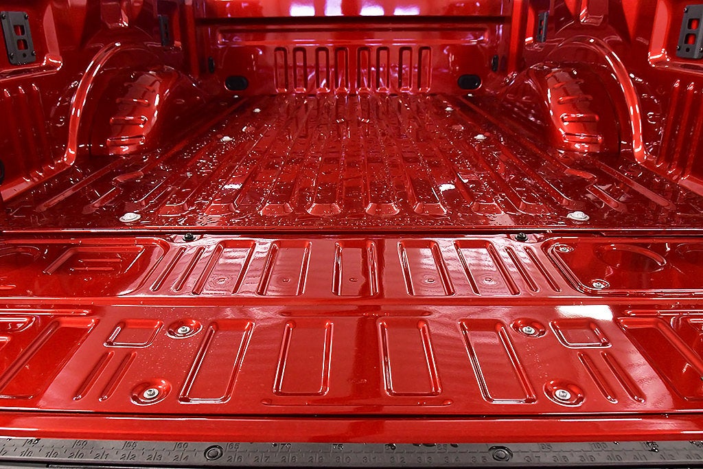 2027 Ford F-250SD XLT 6-3/4' Box