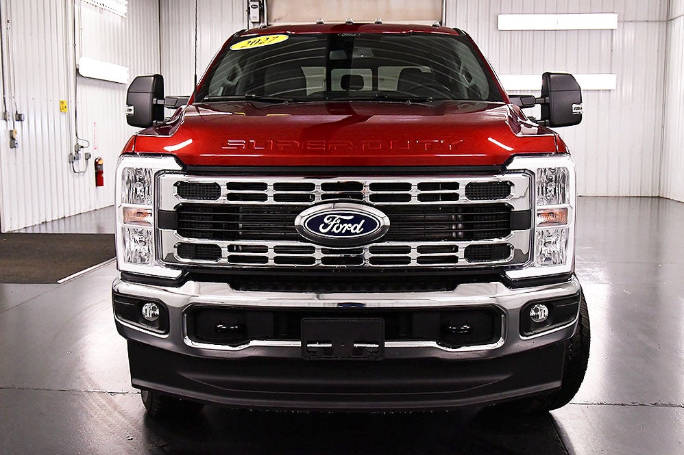 2027 Ford F-250SD XLT 6-3/4' Box