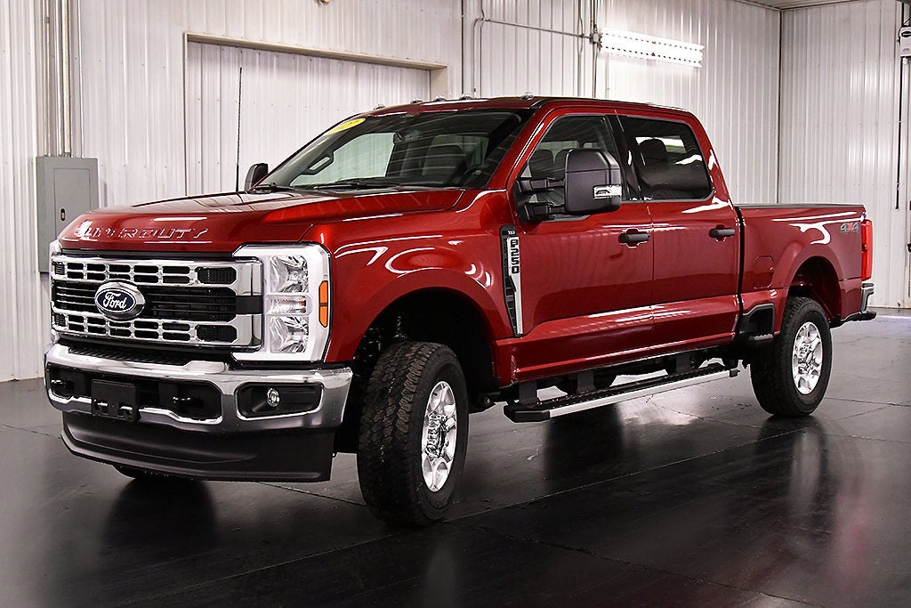 2027 Ford F-250SD XLT 6-3/4' Box