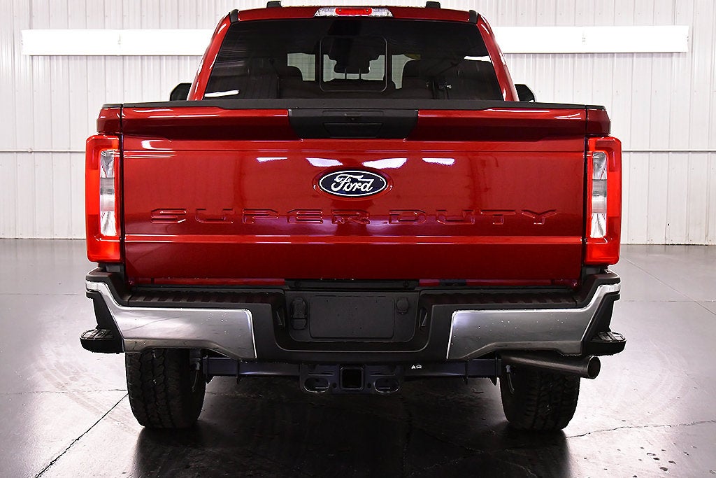 2027 Ford F-250SD XLT 6-3/4' Box