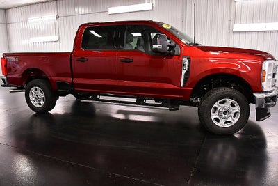 2027 Ford F-250SD XLT 6-3/4' Box
