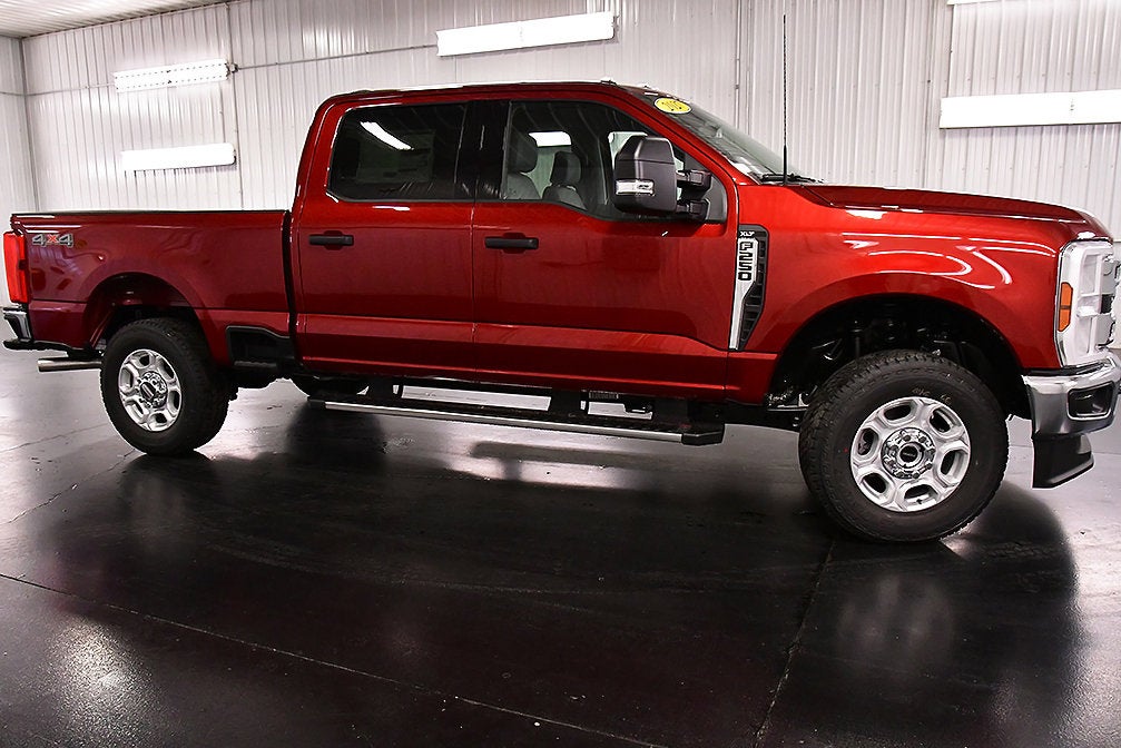 2027 Ford F-250SD XLT 6-3/4' Box