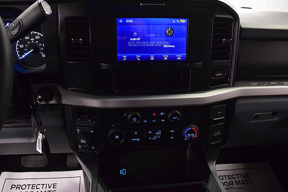 2027 Ford F-250SD XLT 6-3/4' Box