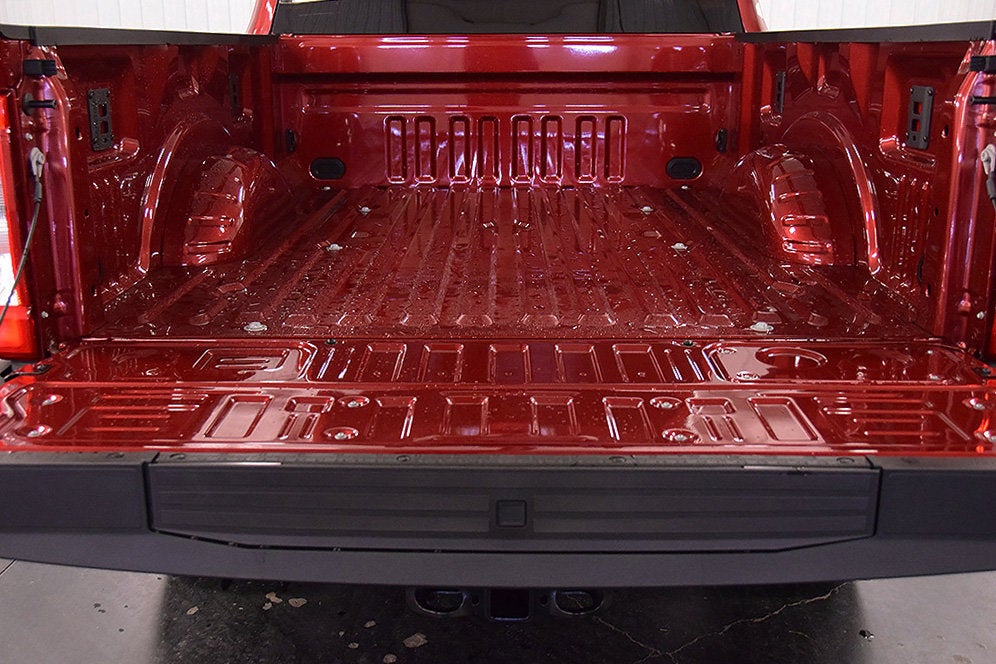 2027 Ford F-250SD XLT 6-3/4' Box