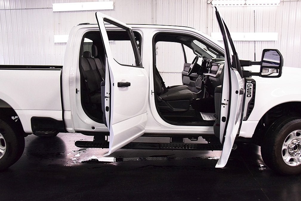 2025 Ford F-250SD XLT 6-3/4' Box