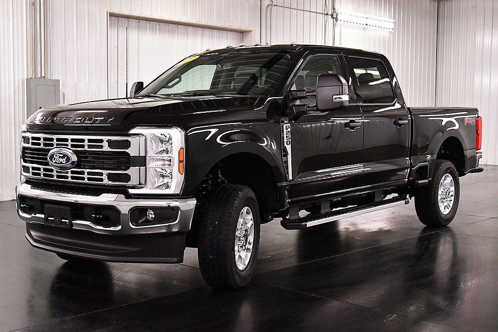 2027 Ford F-250SD XLT 6-3/4' Box