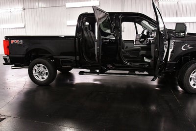 2027 Ford F-250SD XLT 6-3/4' Box