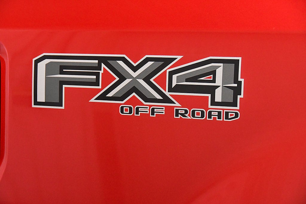 2022 Ford F-250SD Lariat Sport 6-3/4' Box