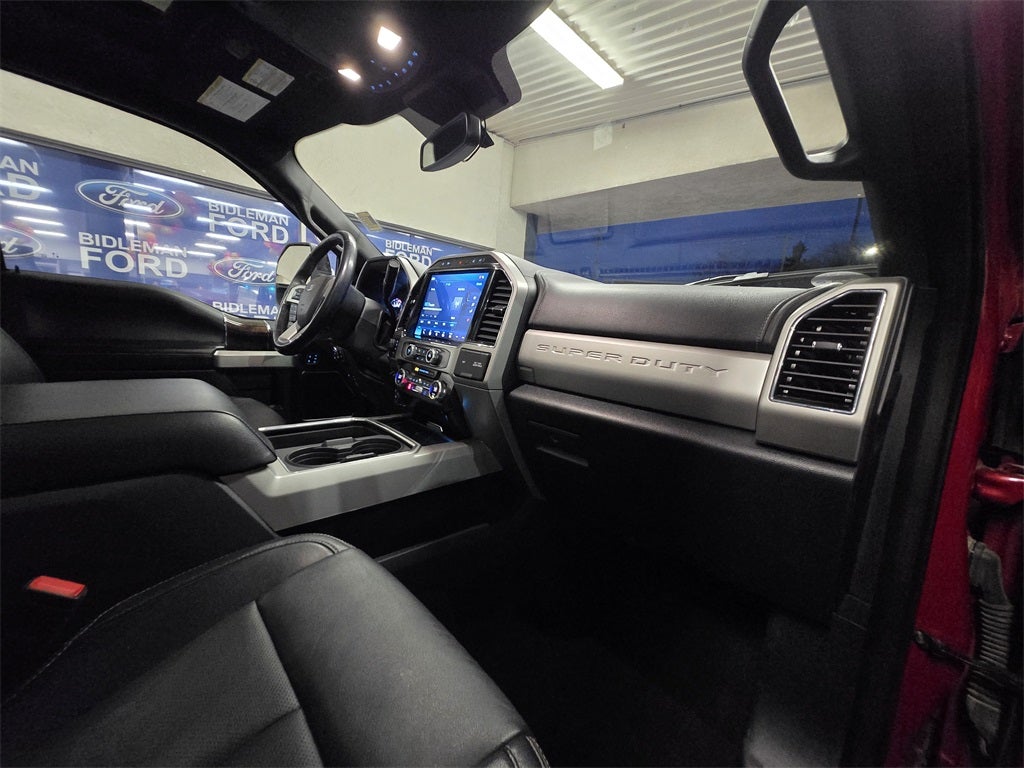 2022 Ford F-250SD Lariat Sport 8' Box