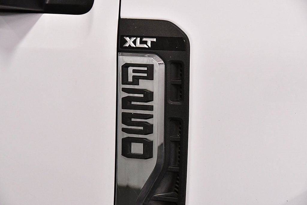 2024 Ford F-250SD XLT 8' Box