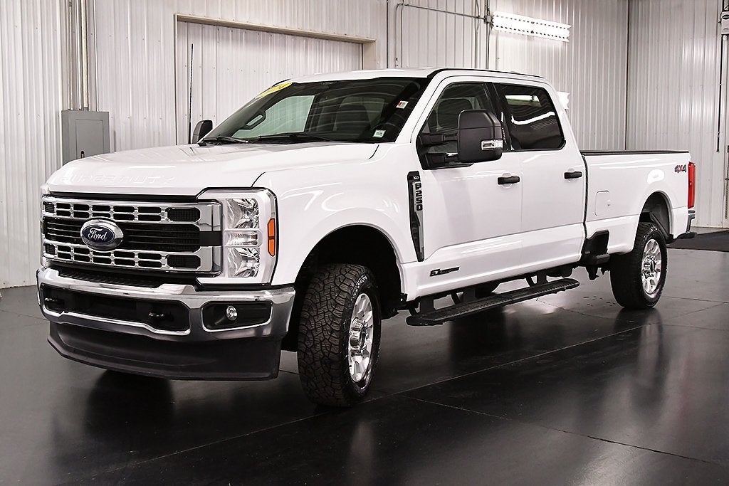 2024 Ford F-250SD XLT 8' Box