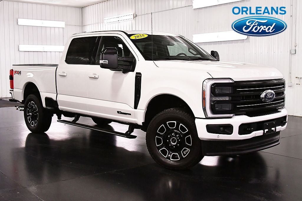 2025 Ford F-250SD Platinum 6-3/4' Box