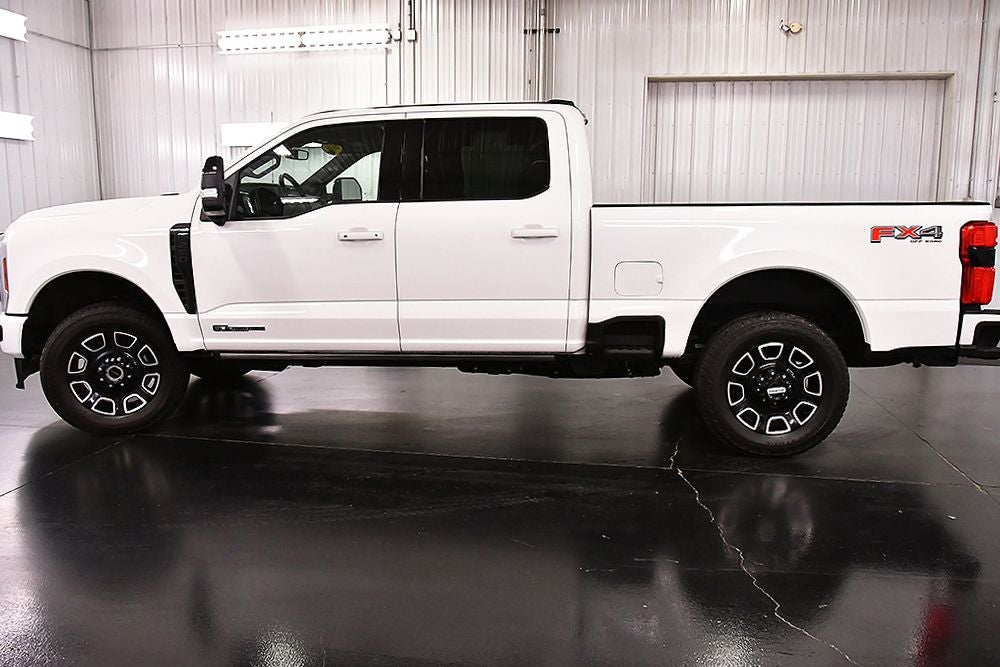 2025 Ford F-250SD Platinum 6-3/4' Box
