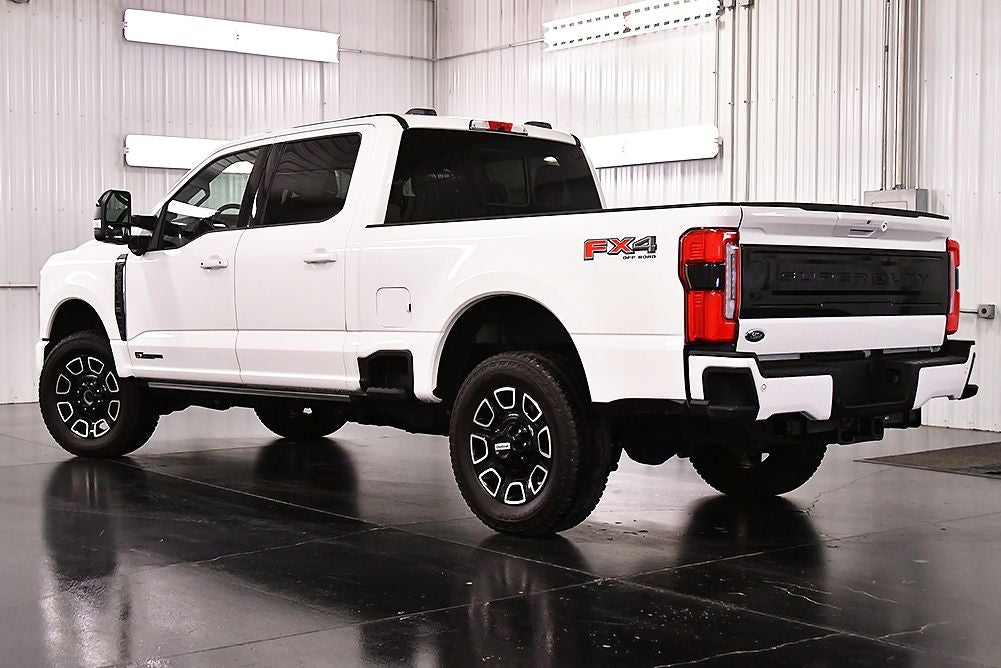 2025 Ford F-250SD Platinum 6-3/4' Box