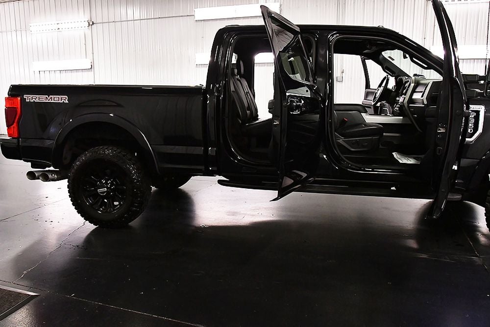 2022 Ford F-350SD Lariat Tremor Off Road
