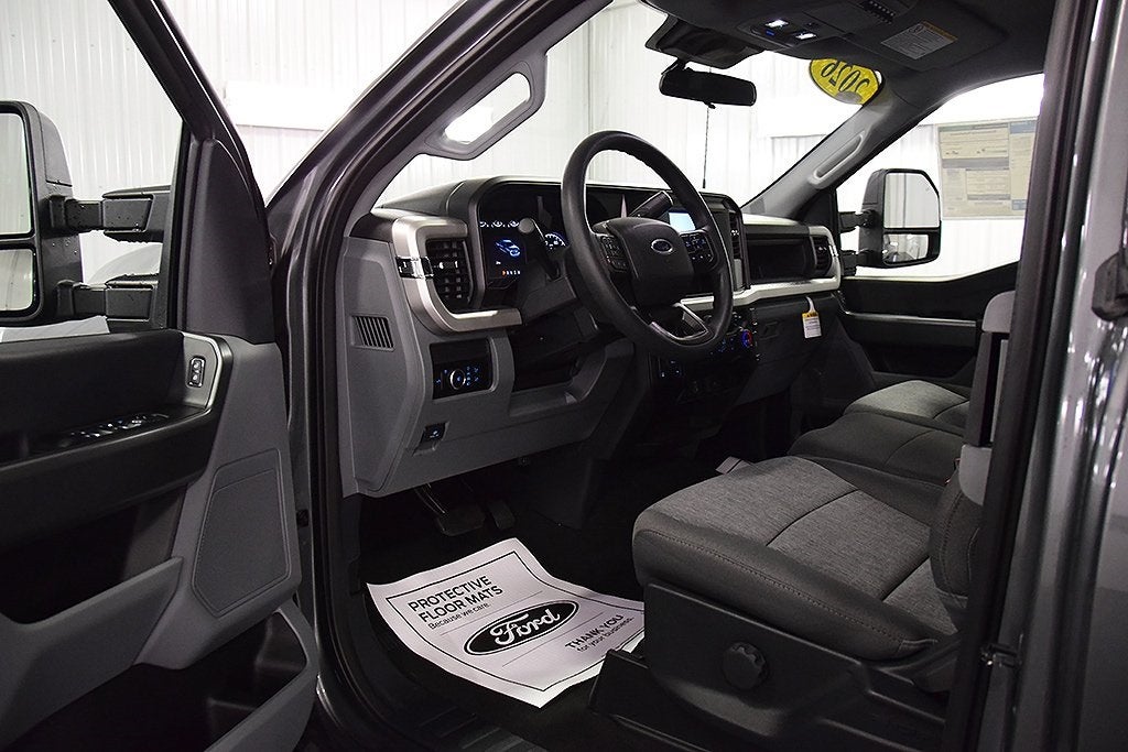 2026 Ford F-250SD XL STX 8' Box