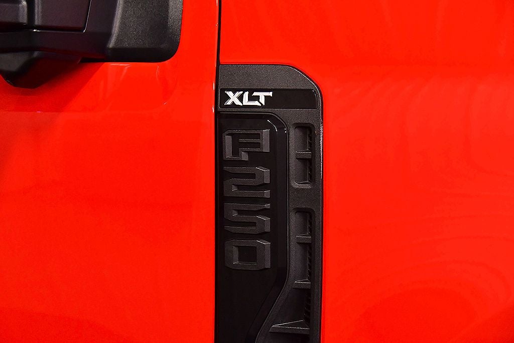 2024 Ford F-250SD XLT 6-3/4' Box